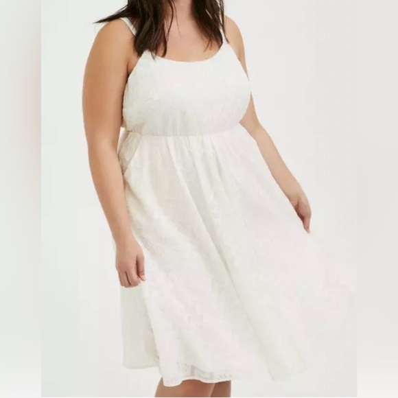 Torrid Elegant Cream Sleeveless Dress - Picture 14 of 14